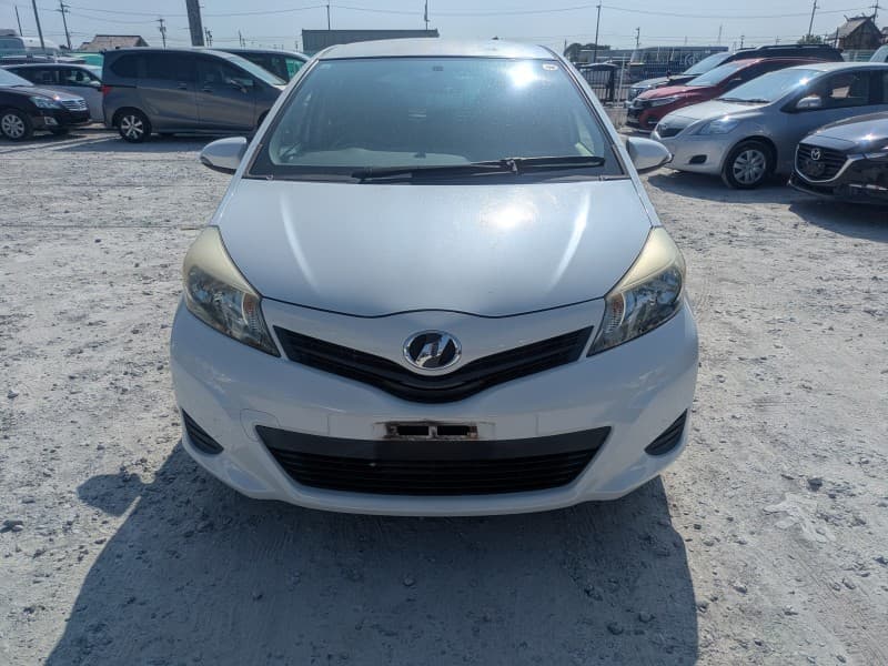 TOYOTA VITZ 2013 12 thumbnail 2