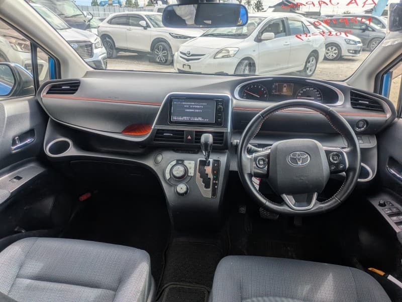 TOYOTA SIENTA 2016 7 thumbnail 12