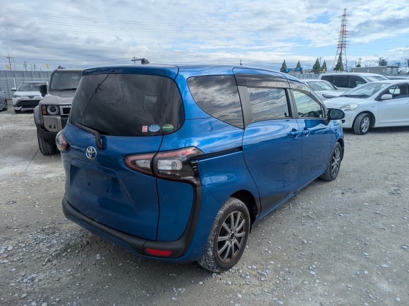 TOYOTA SIENTA 2016 7 thumbnail 4