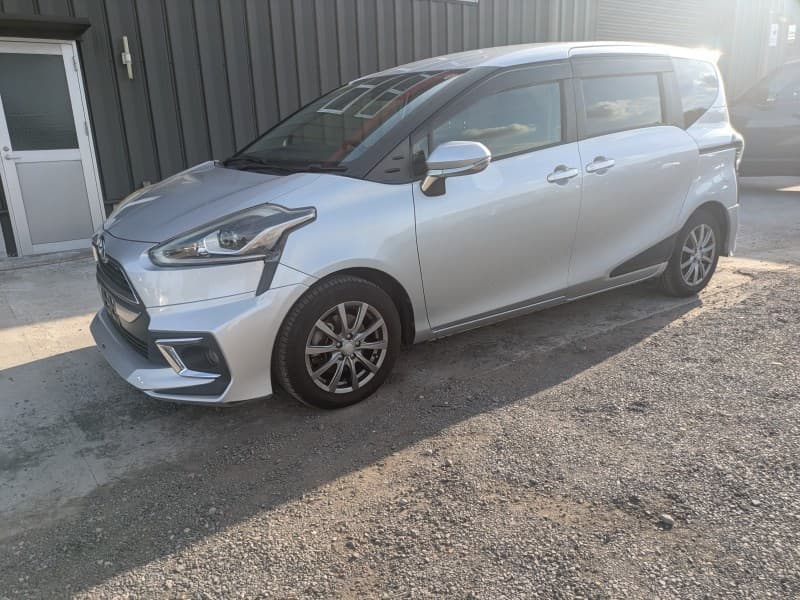 TOYOTA SIENTA 2016 7 thumbnail 2