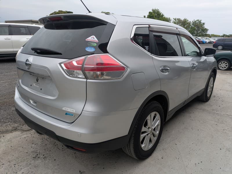 NISSAN X-TRAIL 2014 2 thumbnail 4