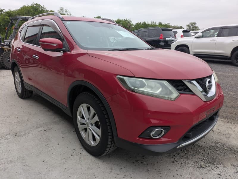 NISSAN X-TRAIL 2014