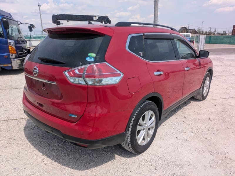 NISSAN X-TRAIL 2014 3 thumbnail 3