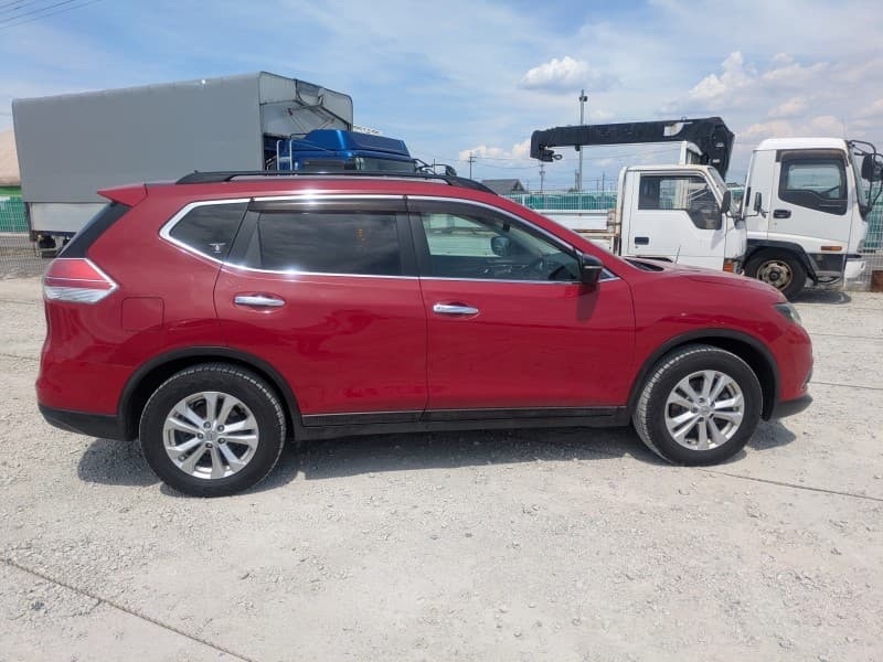 NISSAN X-TRAIL 2014 3 thumbnail 6