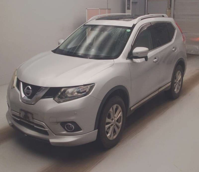 NISSAN X-TRAIL 2015 3 thumbnail 2