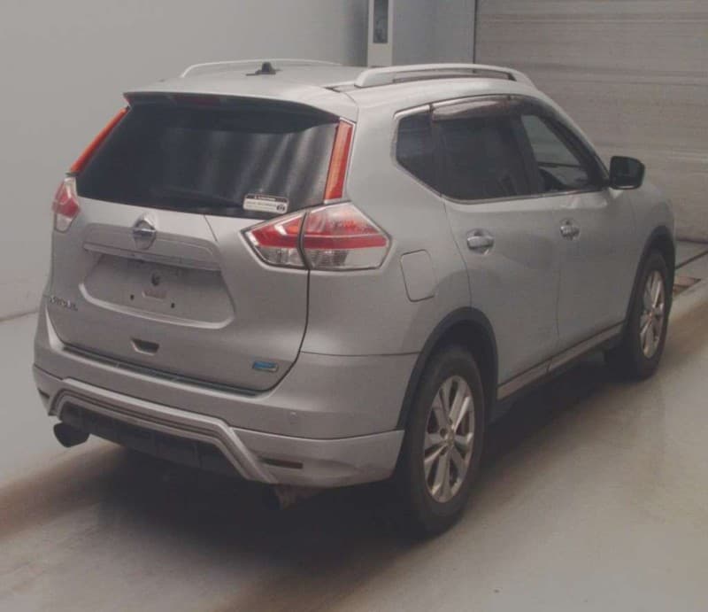 NISSAN X-TRAIL 2015 3 thumbnail 3