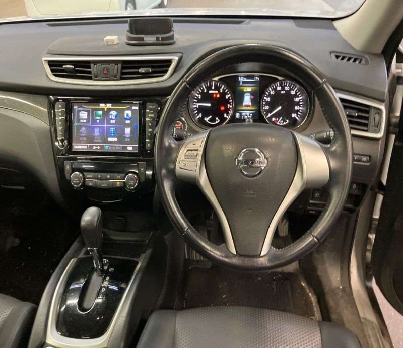NISSAN X-TRAIL 2015 3 thumbnail 6