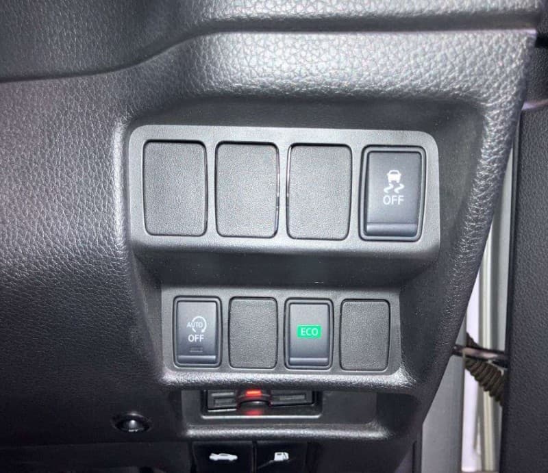 NISSAN X-TRAIL 2015 3 thumbnail 7