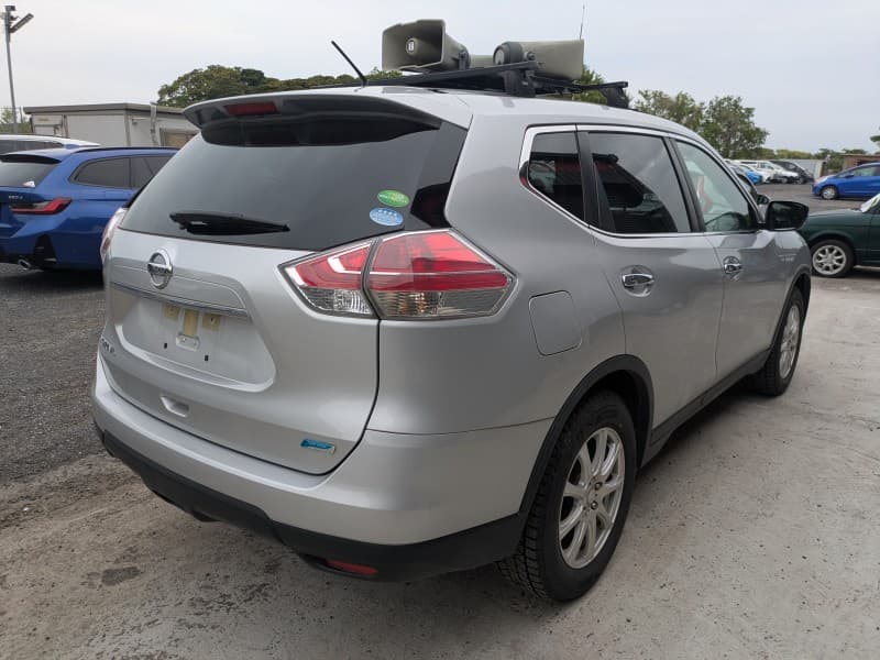 NISSAN X-TRAIL 2015 10 thumbnail 4
