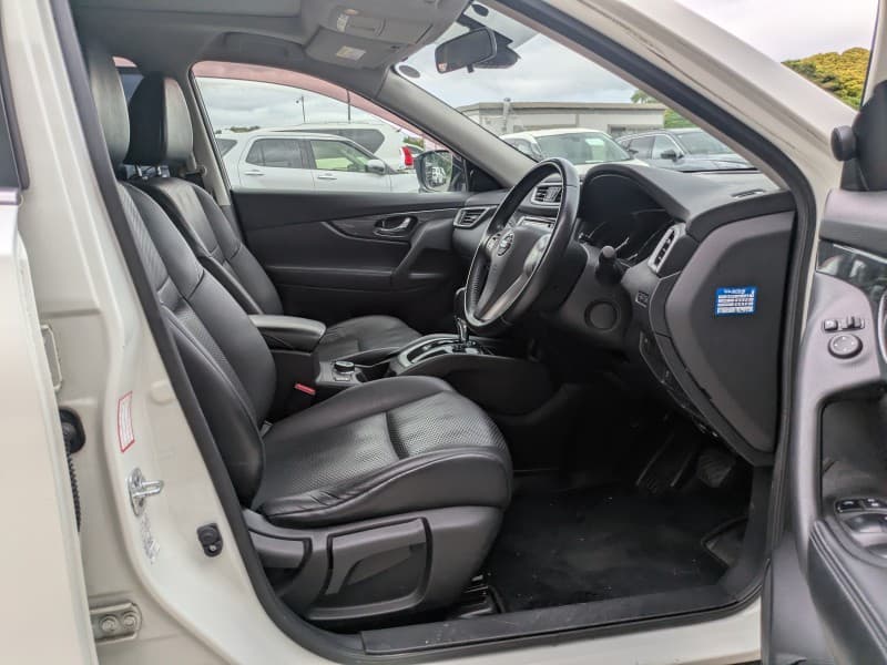 NISSAN X-TRAIL 2015 8 thumbnail 6