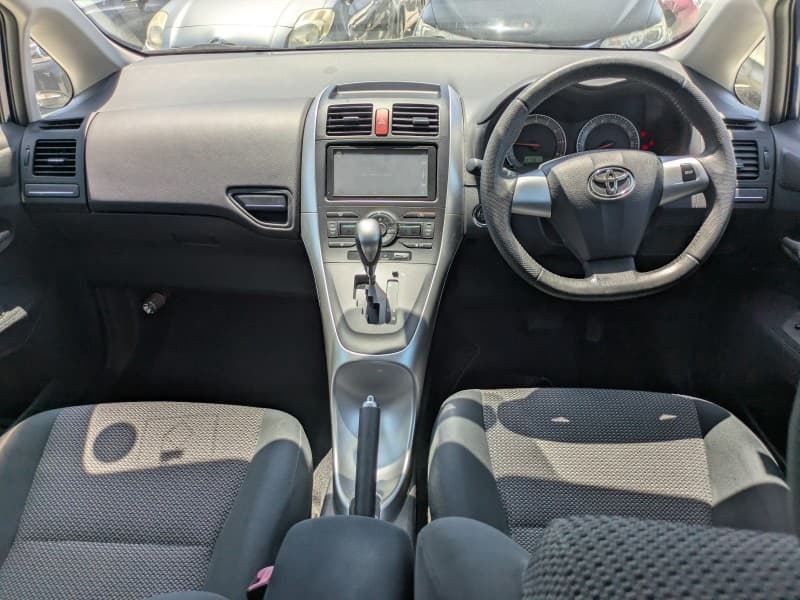 TOYOTA AURIS 2012 1 thumbnail 11