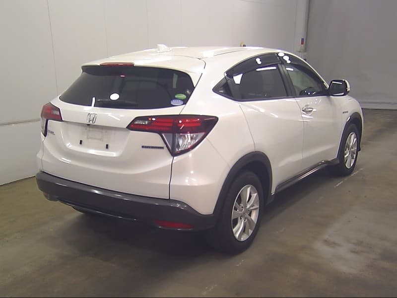 HONDA VEZEL 2015 9 thumbnail 3