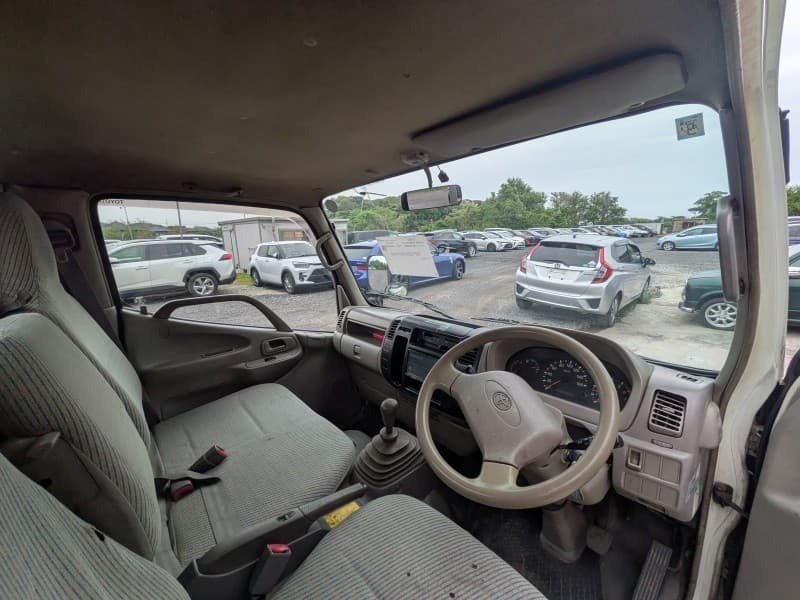 TOYOTA TOYOACE 2001 7 thumbnail 5