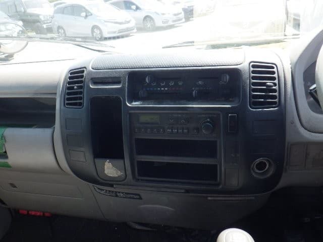 TOYOTA DYNA 2002 12 thumbnail 10