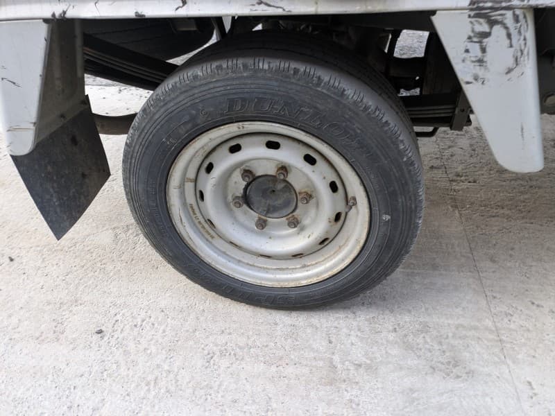 TOYOTA DYNA 2002 11 thumbnail 12
