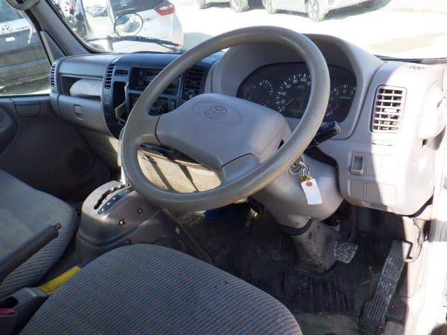 TOYOTA DYNA 2003 7 thumbnail 2