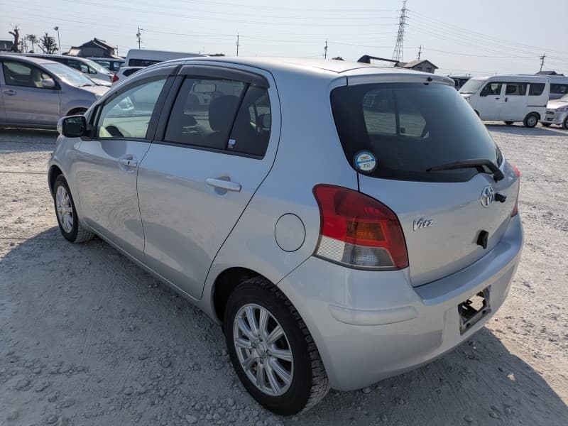 TOYOTA VITZ 2010 3 thumbnail 23