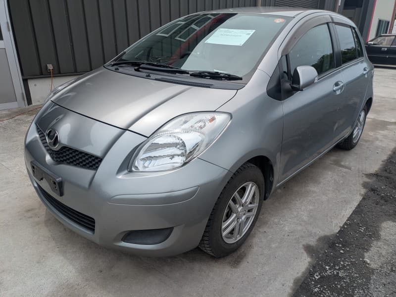 TOYOTA VITZ 2010 6 thumbnail 2