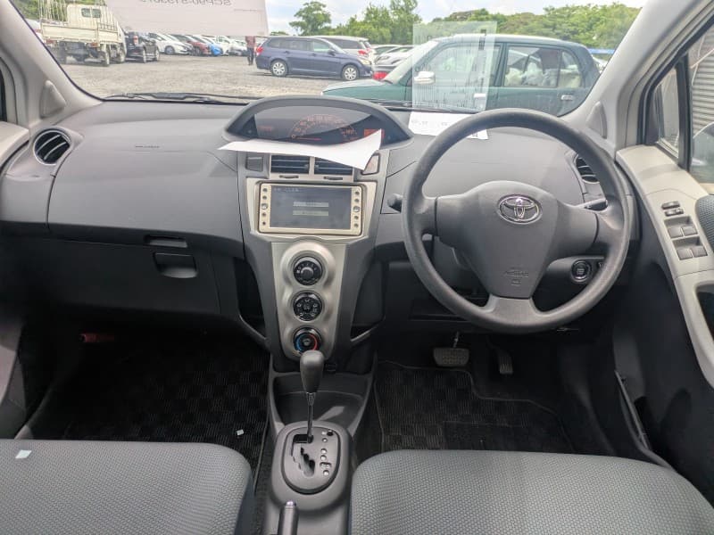 TOYOTA VITZ 2010 6 thumbnail 5