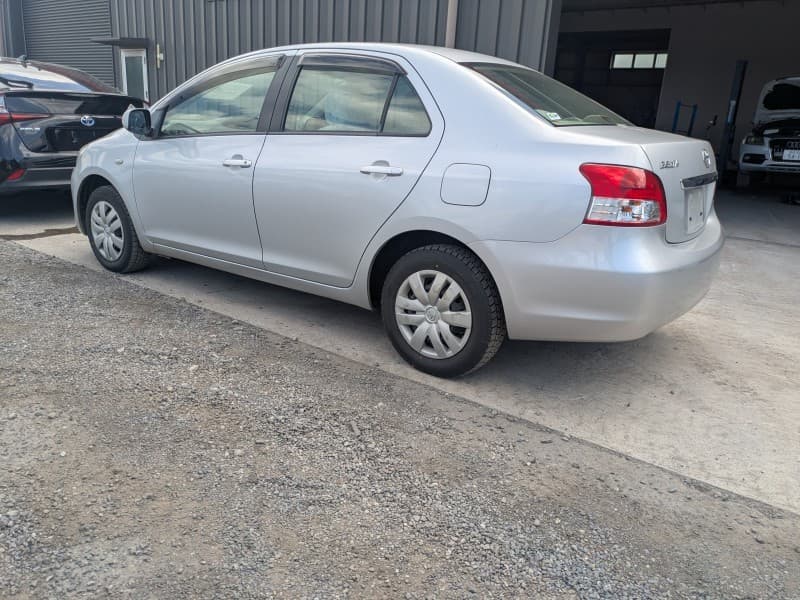 TOYOTA BELTA 2007 12 thumbnail 3