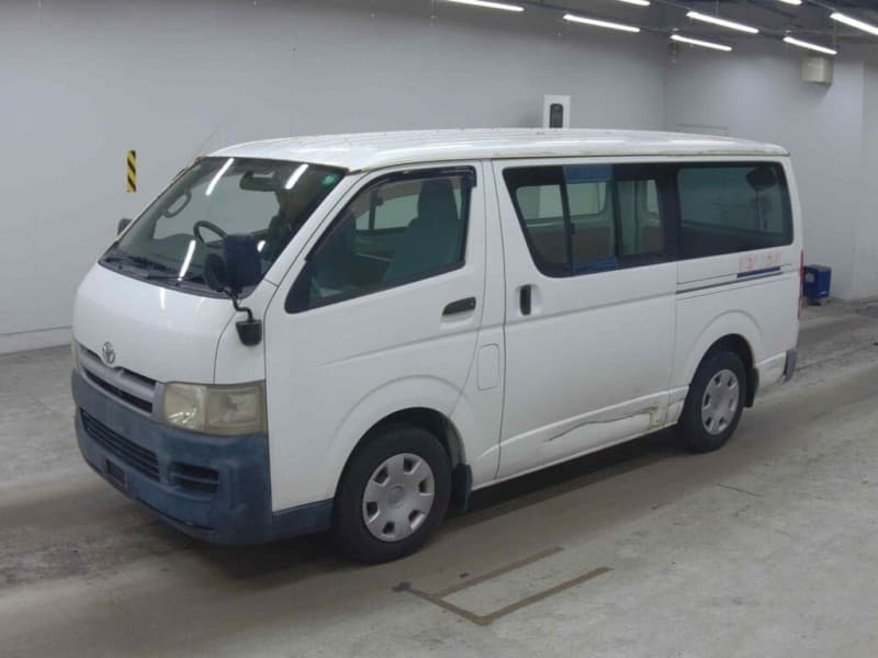 TOYOTA REGIUSACE 2005 4 thumbnail 2
