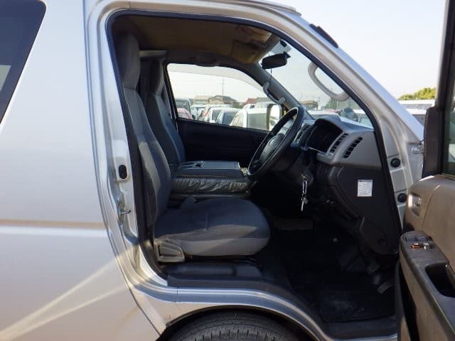 TOYOTA HIACE 2008 8 thumbnail 10