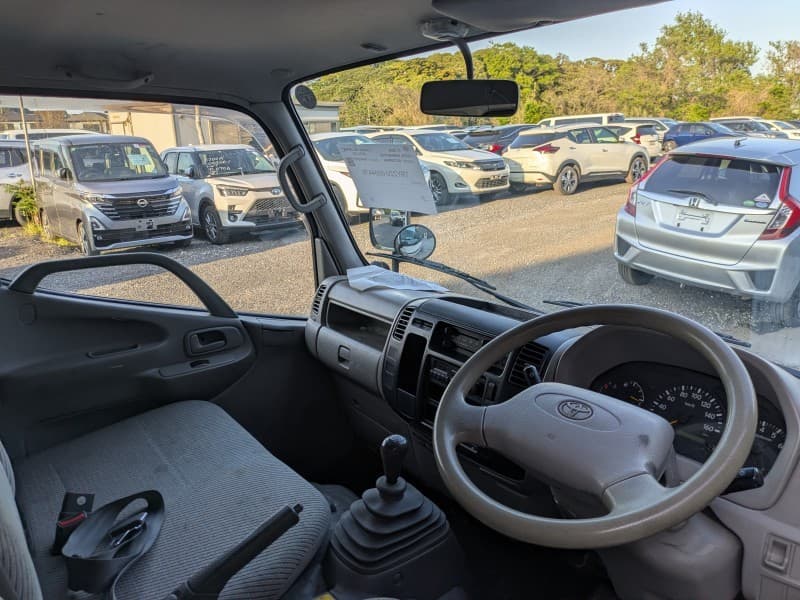 TOYOTA TOYOACE 2004 3 thumbnail 5