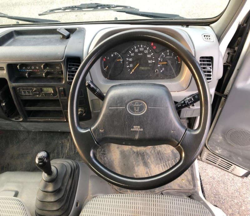 TOYOTA DYNA 2015 12 thumbnail 7