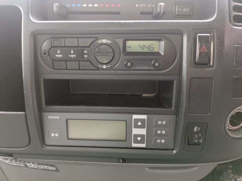 TOYOTA DYNA 2016 11 thumbnail 5