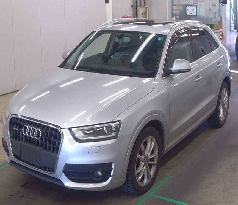 AUDI Q3 2013 9 thumbnail 2