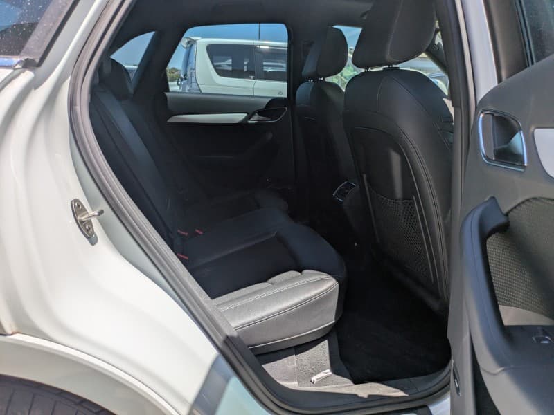 AUDI Q3 2013 9 thumbnail 7