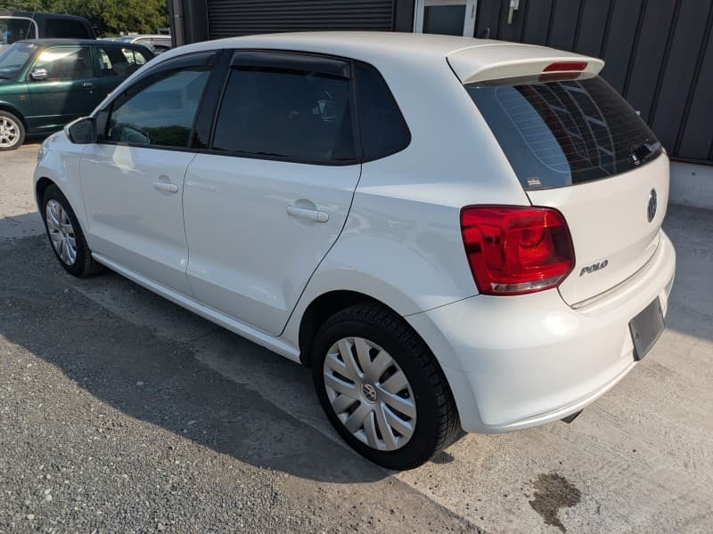 VOLKSWAGEN POLO 2010 5 thumbnail 3