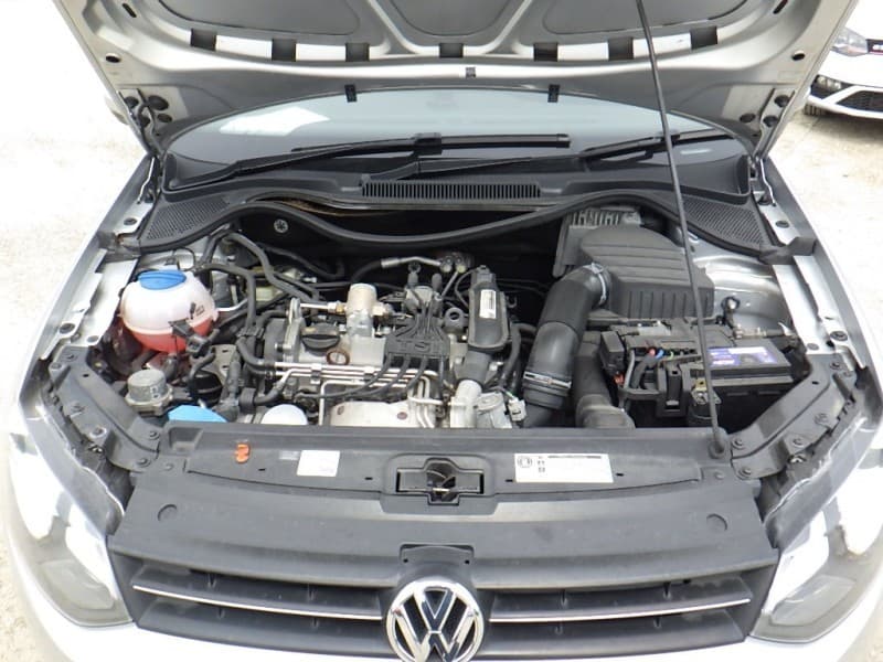 VOLKSWAGEN POLO 2011 3 thumbnail 17