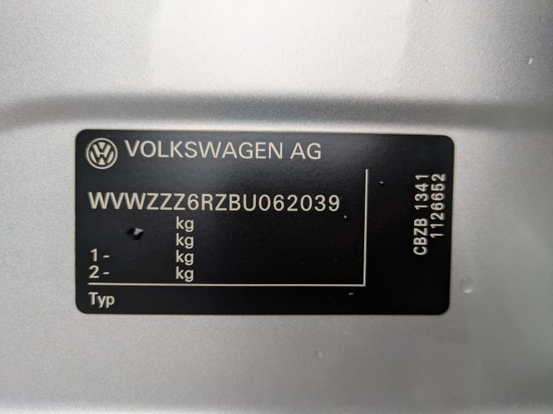 VOLKSWAGEN POLO 2011 5 thumbnail 4