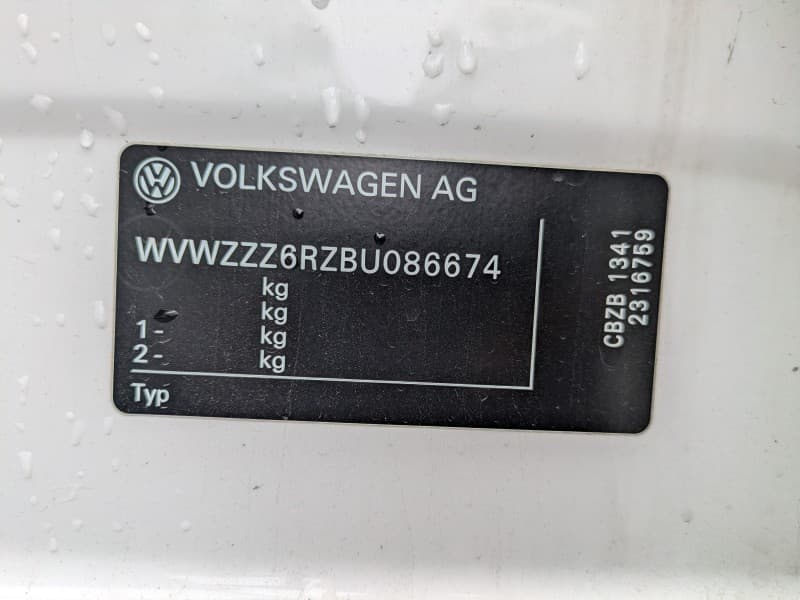 VOLKSWAGEN POLO 2011 8 thumbnail 4