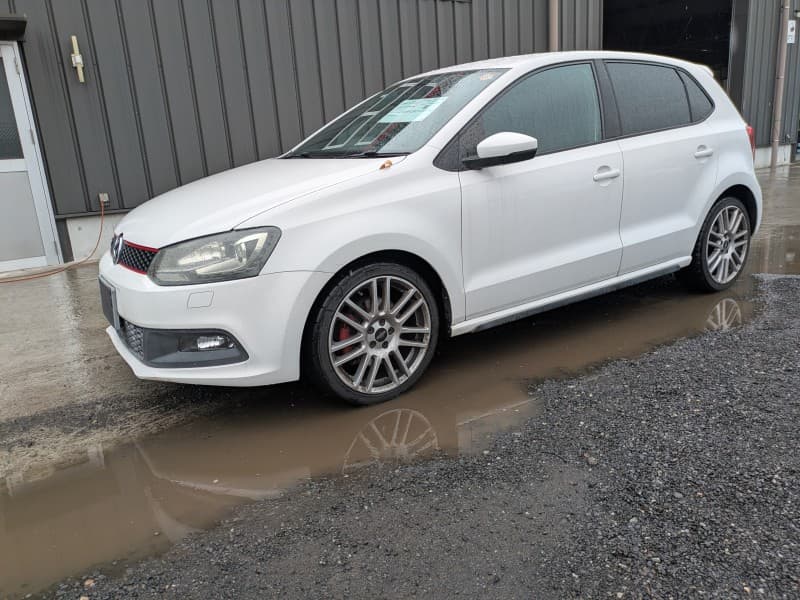 VOLKSWAGEN POLO 2011 3 thumbnail 5
