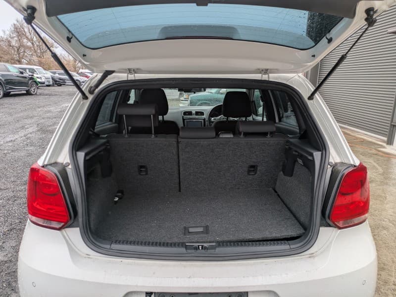 VOLKSWAGEN POLO 2011 3 thumbnail 11