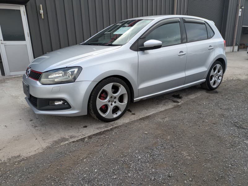 VOLKSWAGEN POLO 2011 3 thumbnail 5