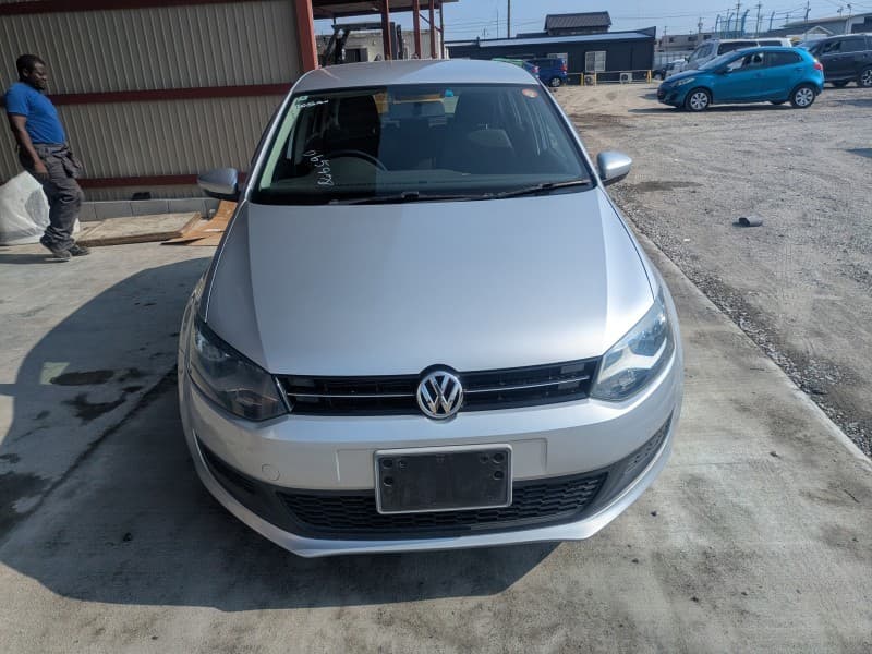VOLKSWAGEN POLO 2012 6 thumbnail 2