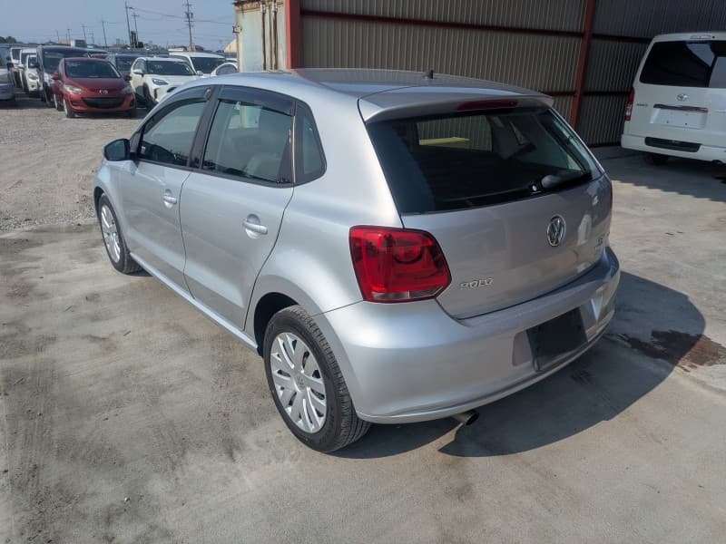 VOLKSWAGEN POLO 2012 6 thumbnail 6