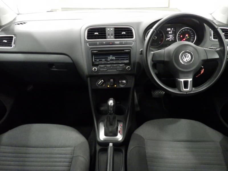 VOLKSWAGEN POLO 2012 11 thumbnail 5