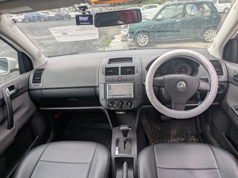 VOLKSWAGEN POLO 2009 7 thumbnail 8