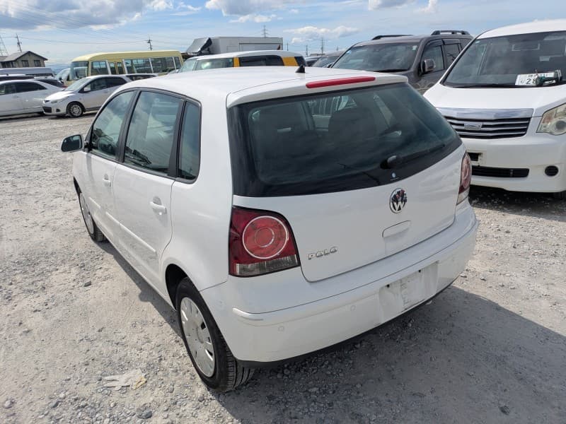 VOLKSWAGEN POLO 2009 11 thumbnail 7