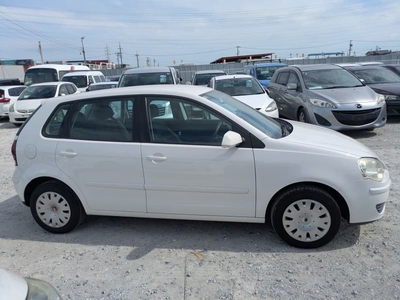 VOLKSWAGEN POLO 2009 11 thumbnail 8