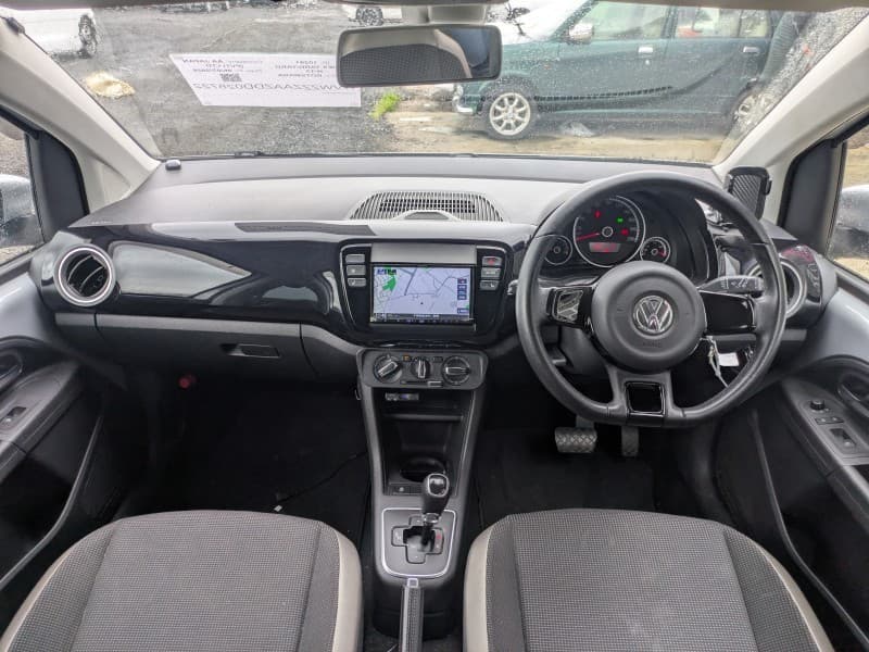 VOLKSWAGEN UP 2012 11 thumbnail 5