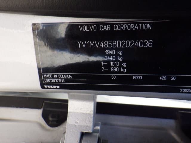 VOLVO V40 2013 3 thumbnail 9