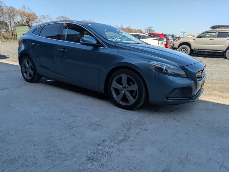 VOLVO V40 2013