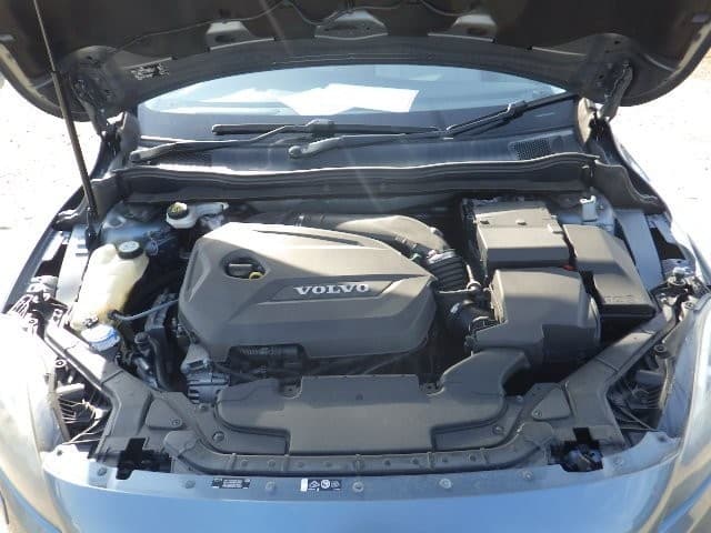 VOLVO V40 2014 3 thumbnail 9
