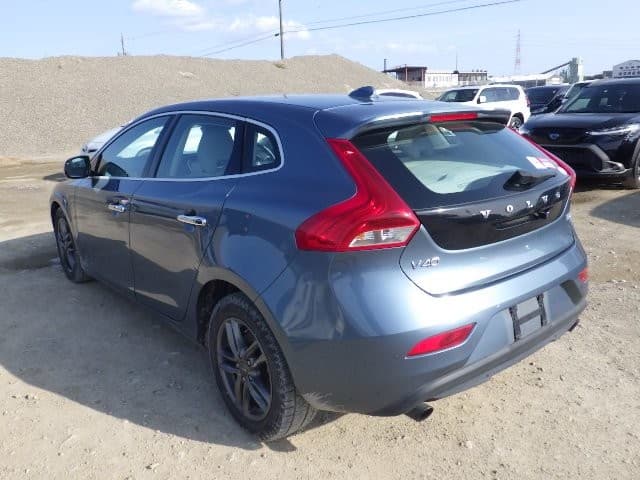 VOLVO V40 2014 3 thumbnail 15