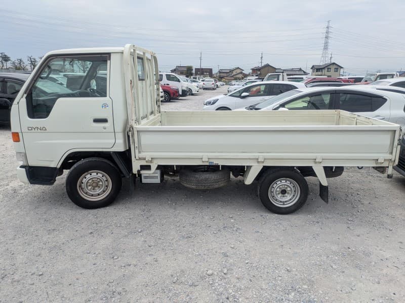 TOYOTA DYNA 1997 3 thumbnail 10